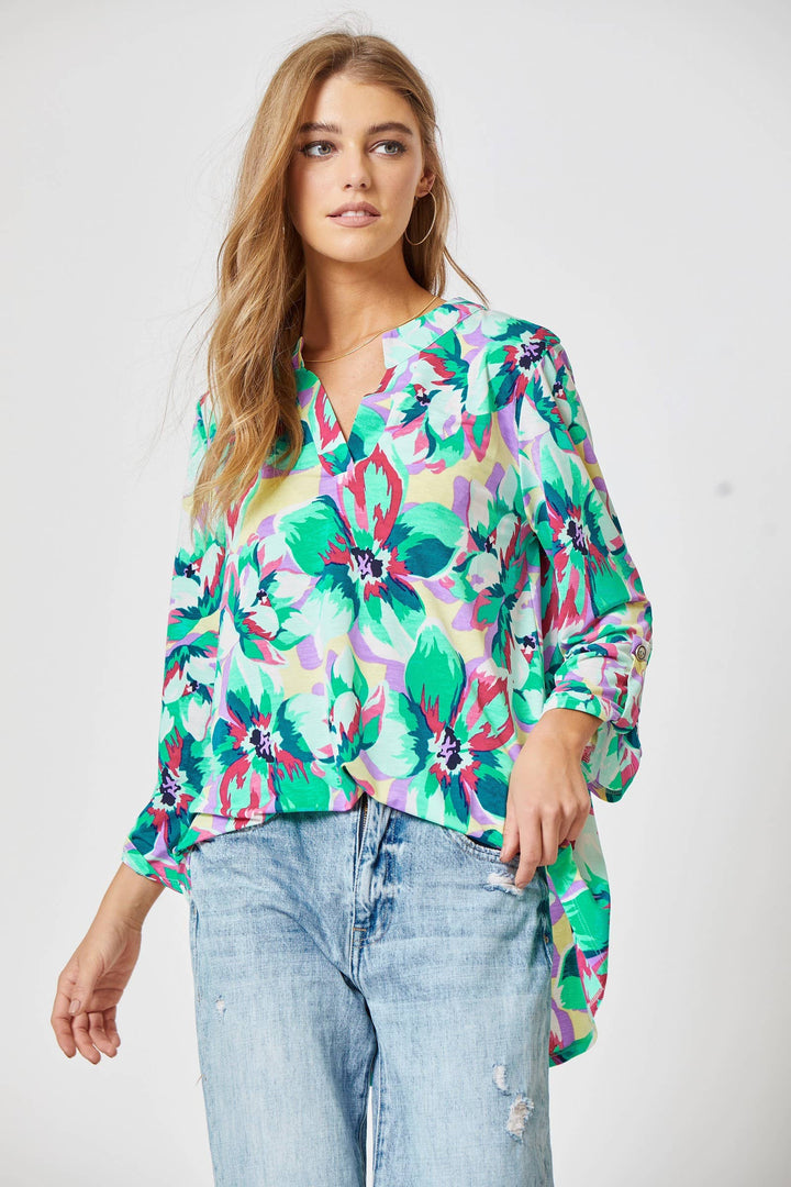 3/4 Sleeve Lizzy Floral Wrinkle Free Blouse